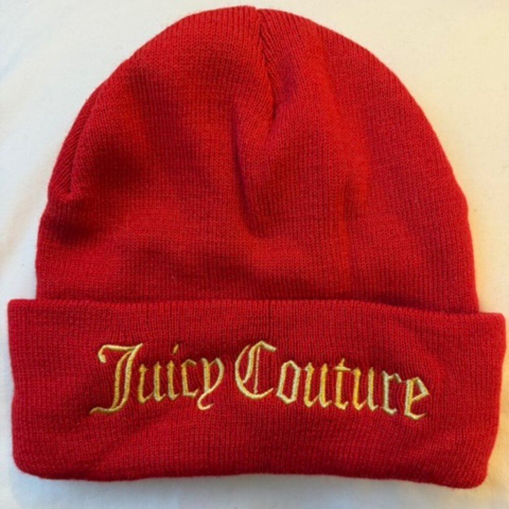 Juicy Couture Red Beanie – “Yes Oui Can” Detail